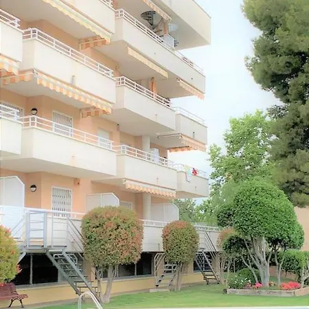 Apartment Penthouse With 95m2 Solarium, Pool And Seaview Thehavenescape Coma-ruga