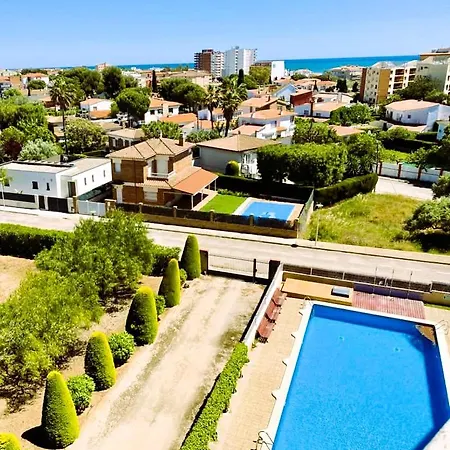 The Haven Escape Penthouse Pool & Sea View Near Barcelona Apartment